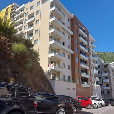 Becici Stan Apartment *